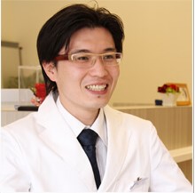 鈴木拓也医師