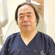 神山歯科医院の先生