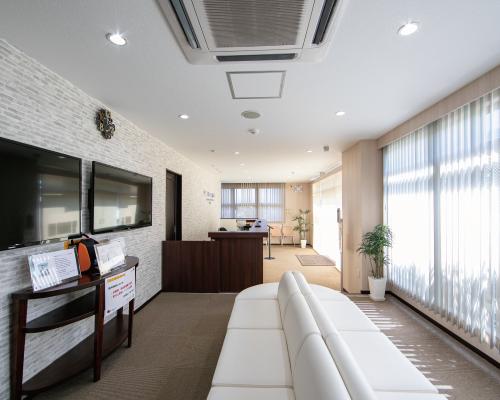 三郷中央歯科の待合室