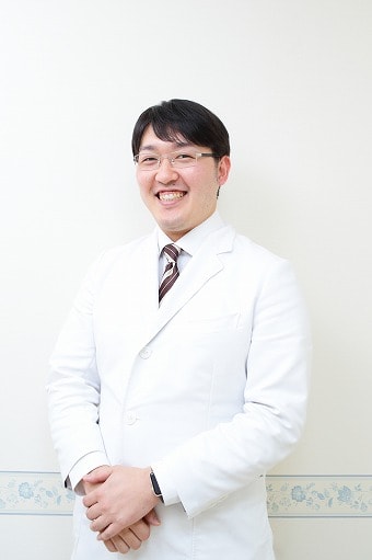栗田容輔医師