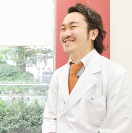 緑野 智康医師